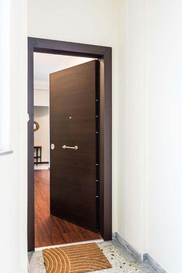 Beautiful City Rooms Close To Acropolis Афіни Екстер'єр фото